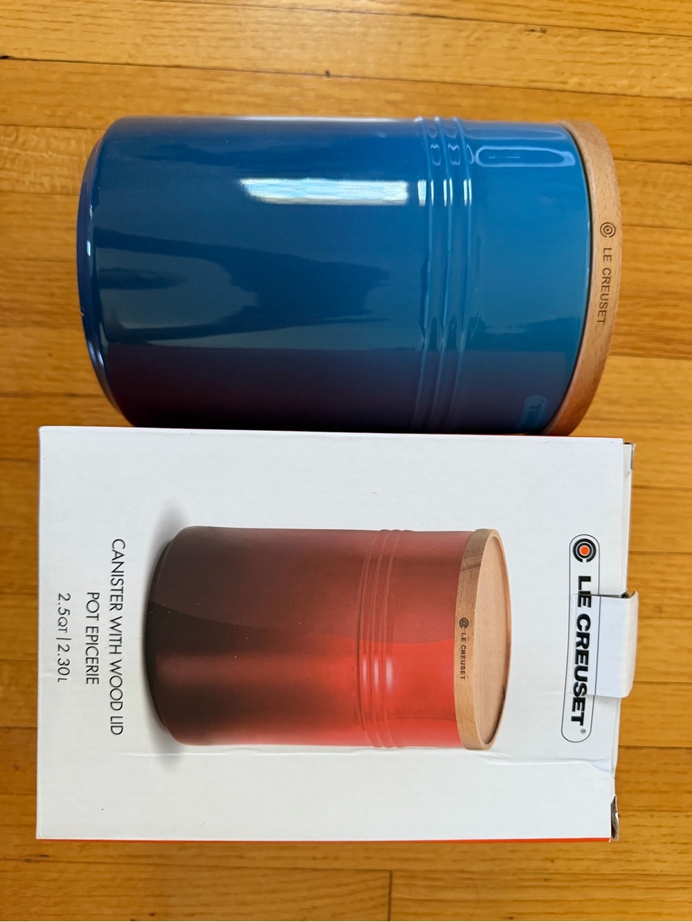 Le Creuset 2.5Q Stoneware Canister with Wood Lid - Marseille Blue